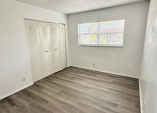 Photo of 3300 El Jardin Dr, Hollywood, FL 33024