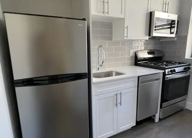 Property at 81 Park Dr Unit 16, Boston, MA, 02215, 2 beds, 1 bath, [object Object]