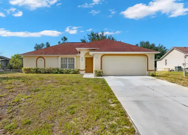 Property at 3733 16th St W, Lehigh Acres, FL, 33971, 4 beds, 2 baths, [object Object]