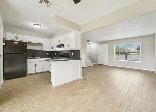 Property at Chestnut Flats - 6000 Will Rogers Rd, Oklahoma City, OK, 73110, 1-2 bed, 1-2 bath, [object Object]
