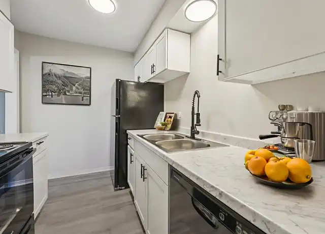 Property at Chestnut Flats - 6000 Will Rogers Rd, Oklahoma City, OK, 73110, 1-2 bed, 1-2 bath, [object Object]