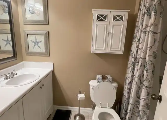 Property at 10000 SW 52nd Ave Unit 103R, Gainesville, FL, 32608, 1 bed, 1 bath, [object Object]