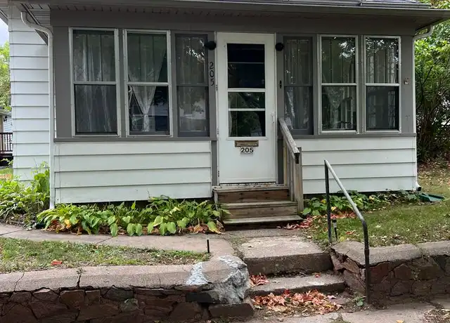 Property at 205 E 4th St, Merrill, WI, 54452, 2 beds, 1 bath, [object Object]