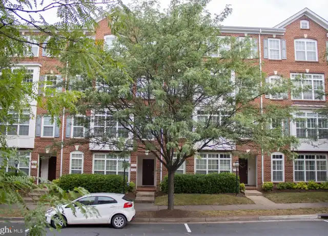 Property at 19289 Winmeade Dr, Leesburg, VA, 20176, 3 beds, 2.5 baths, [object Object]