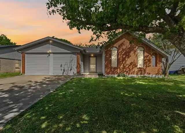Property at 1420 Laurel Ln, Cleburne, TX, 76033, 4 beds, 3 baths, [object Object]
