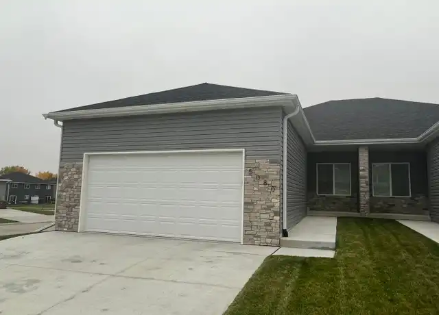 Property at 5080 W Stampede Ln, Lincoln, NE, 68528, 3 beds, 3 baths, [object Object]