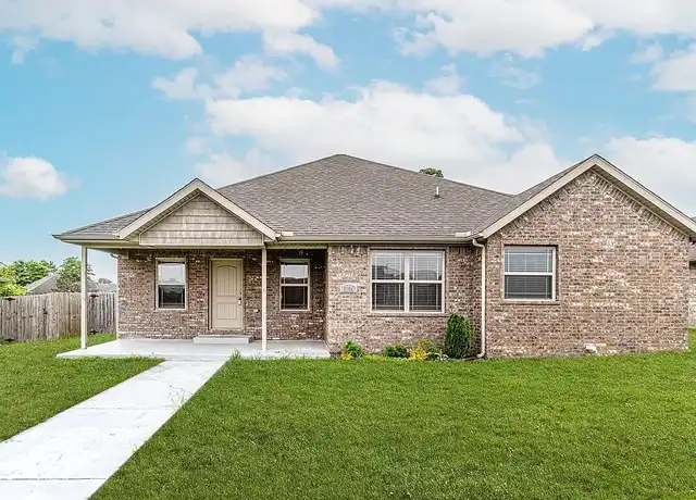 Property at 3104 SW Featherston Rd, Bentonville, AR, 72713, 4 beds, 2 baths, [object Object]