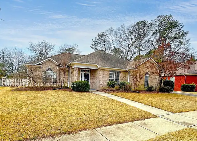 Property at 203 Silver Tail Ln SW, Huntsville, AL, 35824, 3 beds, 2 baths, [object Object]