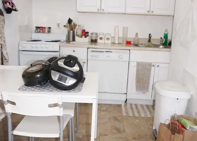 Property at 1084 Commonwealth Ave, Boston, MA, 02134, 1 bed, 1 bath, [object Object]