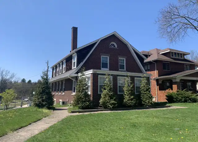 Property at 1205 Ridge Rd NW Unit 1205, Canton, OH, 44703, 2 beds, 1 bath, [object Object]