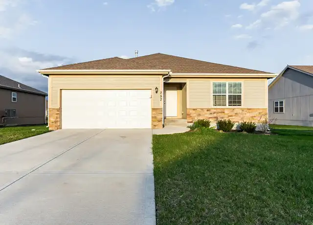 Property at 757 S Magnolia St, Gardner, KS, 66030, 3 beds, 2 baths, [object Object]