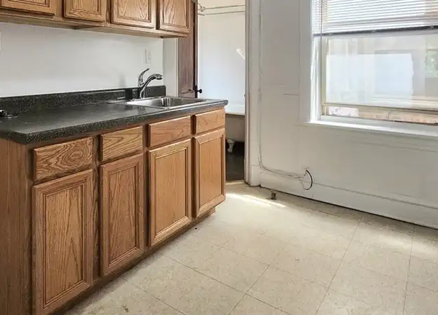 Property at 4901 W Cullom Ave Unit 4901-1, Chicago, IL, 60641, 1 bed, 1 bath, [object Object]