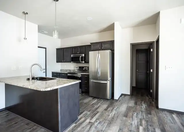 Property at Tee Bar Properties - 6913 W Gresford Pl, Sioux Falls, SD, 57106, 4 beds, 2 baths, [object Object]