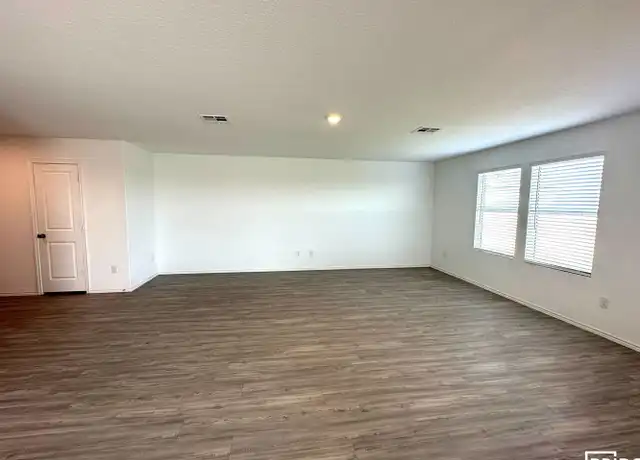 Property at 2438 Double Oak Dr, New Braunfels, TX, 78130, 4 beds, 2.5 baths, [object Object]