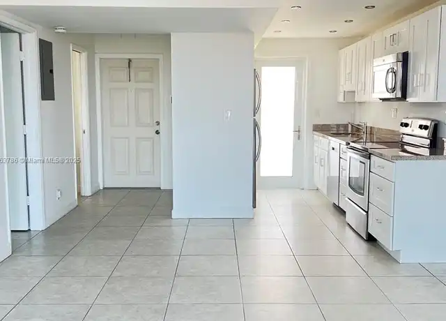 Property at 333 NE 21st Ave #306, Deerfield Beach, FL, 33441, 1 bed, 1.5 baths, [object Object]