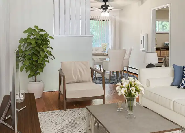 Property at 2025 Galbraith Rd Unit D1, Cincinnati, OH, 45239, 2 beds, 1 bath, [object Object]