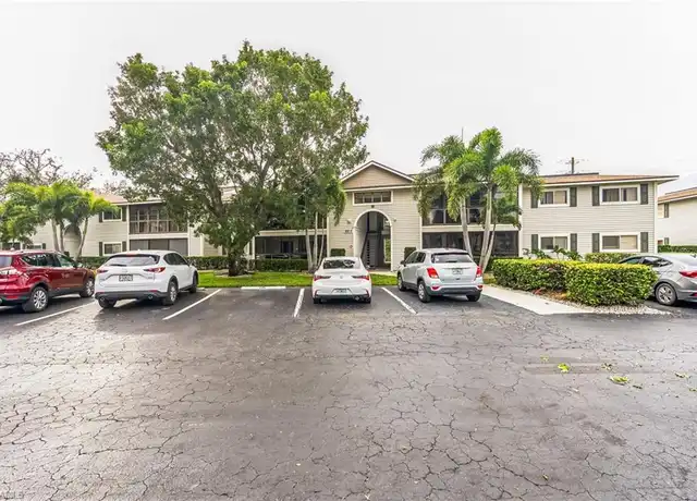 Property at 8081 S Woods Cir #10, Fort Myers, FL, 33919, 2 beds, 2 baths, [object Object]