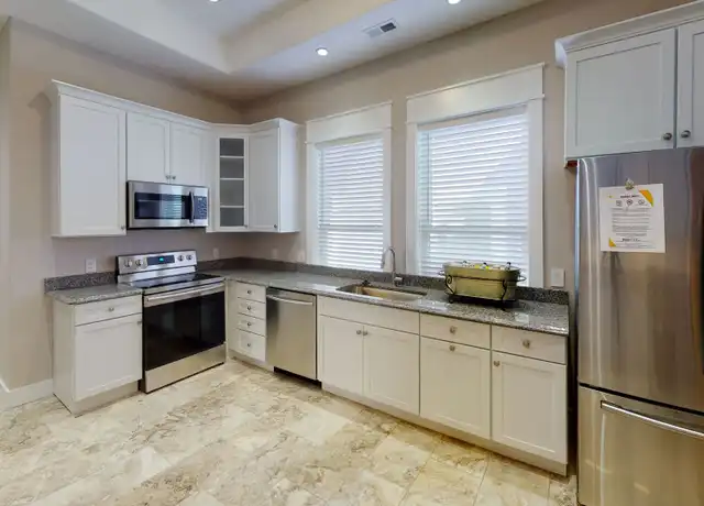 Property at 1616 Forest Ave, Knoxville, TN, 37916, 4 beds, 2 baths, [object Object]
