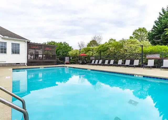 Property at Estates at Bellwood Apartment Homes - 7 Southpointe Dr, Greenville, SC, 29607, 2-3 beds, 1.5-2.5 baths, [object Object]