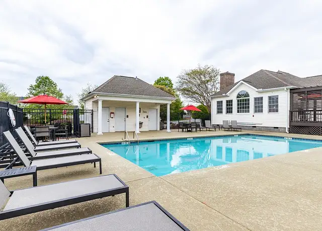 Photo of 7 Southpointe Dr, Greenville, SC 29607