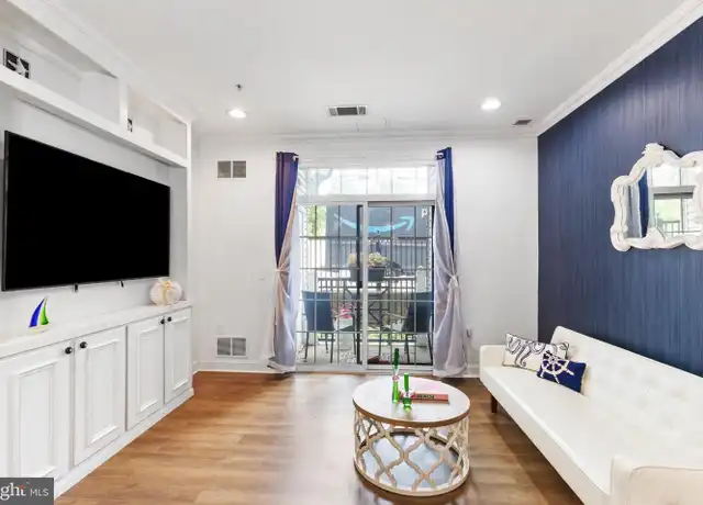 Property at 200 W Elm St #1104, Conshohocken, PA, 19428, 1 bed, 1 bath, [object Object]