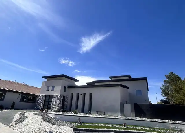 Property at 7825 S Decatur Blvd, Las Vegas, NV, 89139, 7 beds, 4 baths, [object Object]