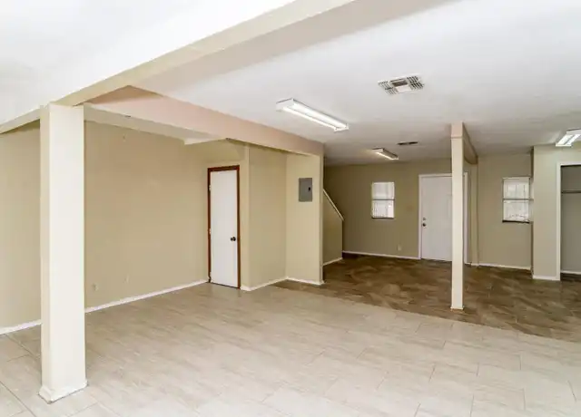 Property at 207 K St, San Antonio, TX, 78220, 2 beds, 1.5 baths, [object Object]