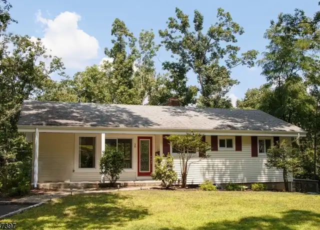 Property at 38 Colony Ct, New Providence, NJ, 07974, 4 beds, 3 baths, [object Object]