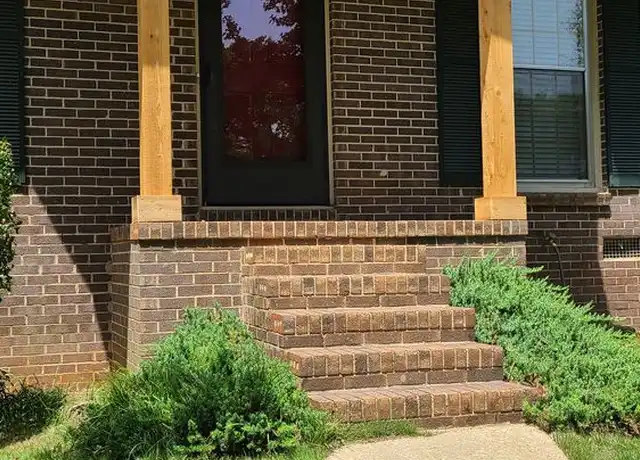 Property at 308 Lancaster Ave, Auburn, AL, 36830, 3 beds, 2 baths, [object Object]