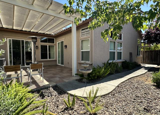 Photo of 2775 Garrett Pl, Woodland, CA 95776