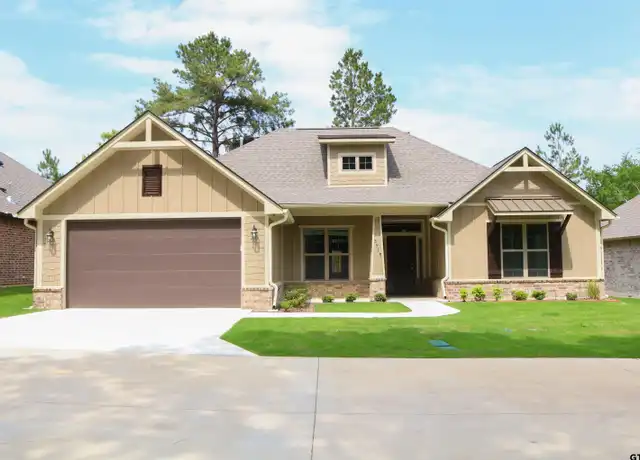 Property at 3915 Old Omen Rd, Tyler, TX, 75707, 4 beds, 2 baths, [object Object]
