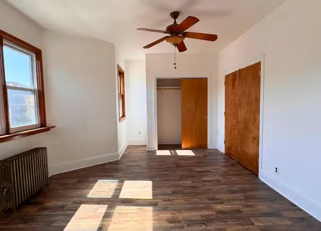 Property at 23 Avenue C Unit 2, Bayonne, NJ, 07002, 3 beds, 1 bath, [object Object]