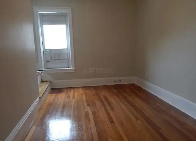 Property at 11 Park Ave, Somerville, MA, 02144, 3 beds, 1 bath, [object Object]
