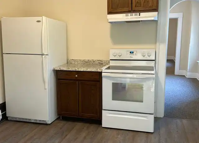 Property at 7519 Greenwood Ave N Unit 7519-2, Seattle, WA, 98103, 1 bed, 1 bath, [object Object]