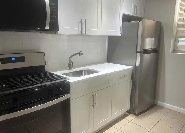 Property at 184 Fairview Ave Unit 2A, Jersey City, NJ, 07304, 0 beds, 1 bath, [object Object]