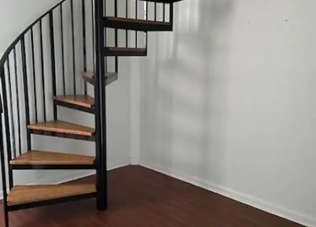 Property at 398 Bloomfield Ave Unit 1, Montclair, NJ, 07042, 2 beds, 1.5 baths, [object Object]