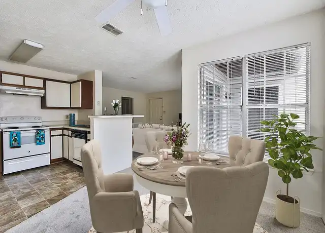 Property at The Pointe at Stafford Apartment Homes - 300 Park Ridge Ct, Stafford, VA, 22554, 1-2 bed, 1-2 bath, [object Object]