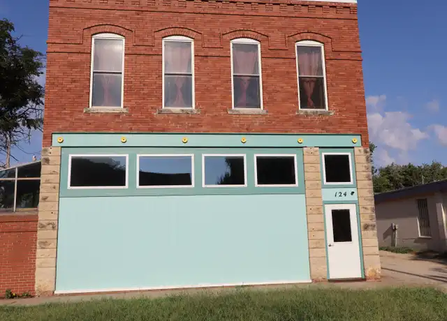 Property at 124 S Center Ave Unit 2, Assaria, KS, 67416, 1 bed, 1 bath, [object Object]