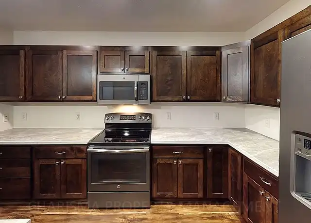 Property at 400 N. Main St - 400 N Main Ave, Tea, SD, 57064, 3 beds, 2 baths, [object Object]
