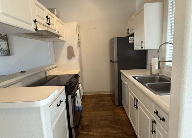 Photo of 75-6081 Alii Dr Unit D201, Kailua Kona, HI 96740