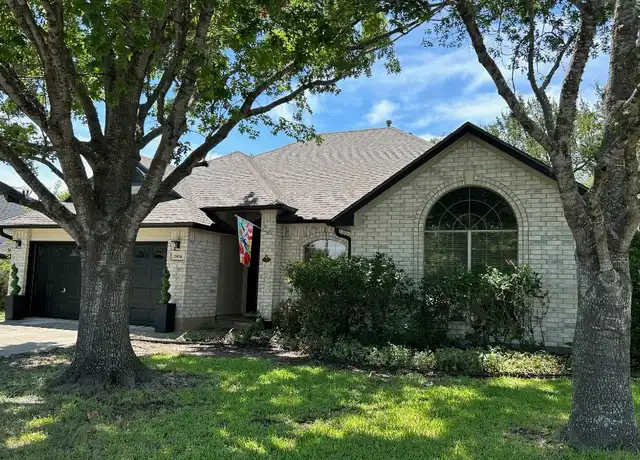 Property at 1804 Lancaster St, San Marcos, TX, 78666, 4 beds, 2 baths, [object Object]