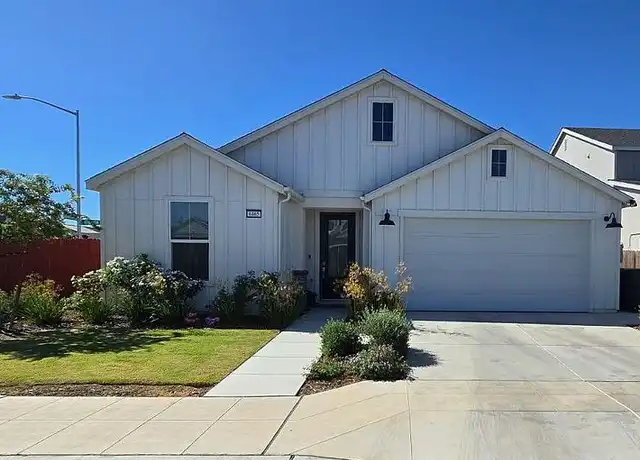 Property at 6465 E Robinson Ave, Fresno, CA, 93727, 4 beds, 3 baths, [object Object]