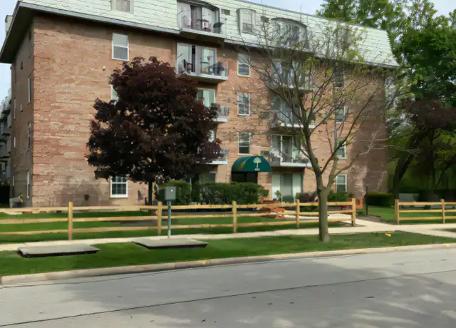 Property at 5125 Blodgett Ave #215, Downers Grove, IL, 60515, 1 bed, 1 bath, [object Object]