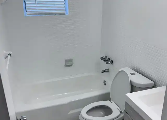 Property at 13695 NE 3rd Ct Unit C01, North Miami, FL, 33161, 1 bed, 1 bath, [object Object]