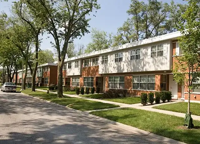 Property at Whistler's Crossing - 13750 S Lowe Ave, Riverdale, IL, 60827, 2 beds, 1 bath, [object Object]