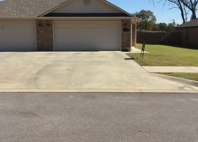 Property at 6515 Phoenix Ave Unit 1118B, Fort Smith, AR, 72903, 3 beds, 2 baths, [object Object]