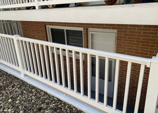 Property at 1928 S 55th St Unit 2, Omaha, NE, 68106, 1 bed, 1 bath, [object Object]