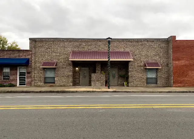 Property at 120 W Center St Unit 120, Beebe, AR, 72012, 1 bed, 1 bath, [object Object]