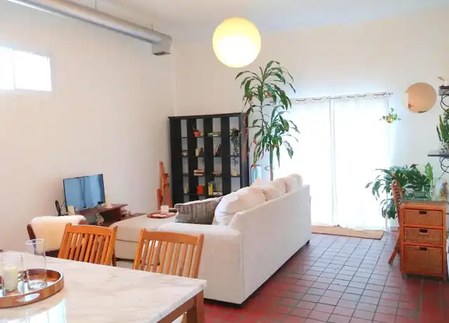 Property at 311 N Randolph St Unit 4, Philadelphia, PA, 19106, 1 bed, 1 bath, [object Object]