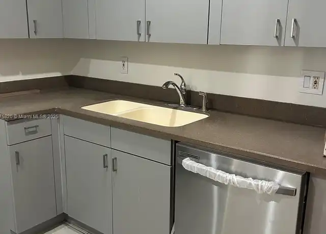 Property at 11511 NW 10th St #11511, Pembroke Pines, FL, 33026, 2 beds, 2 baths, [object Object]